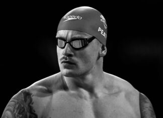 The three-time Olympic champion suspends starts due to mental health problems