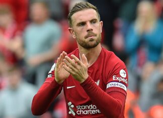 Jordan Henderson realizes he has made a big mistake