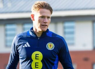 English fans can’t believe how Manchester United blundered with Scott McTominay