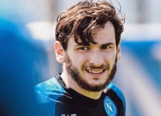 This is the dream replacement for Marcus Rashford who has probably played as the last Manchester United game