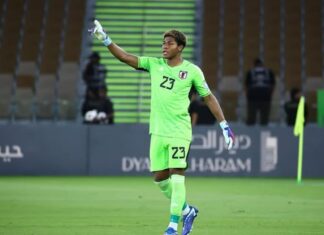 Serie A sensation confirms offers from both Manchester United and Chelsea