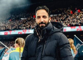 “If I say no, they’ll be able to say I can’t be Manchester United coach”