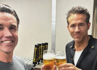 Ryan Reynolds has found a shortcut to play in Europe for the mini-putt Wrexham