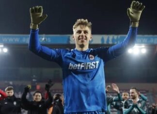 French goalkeeper joins Como on a contract valid until June 2028