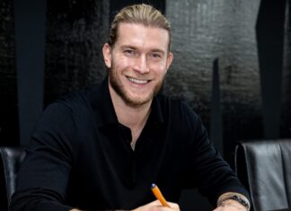 The plan for Loris Karius is to lift himself and Schalke 04 to the top of the Bundesliga