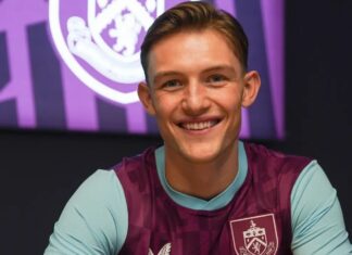 Burnley reinforces from Silkeborg