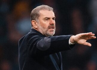 Tottenham to solve crisis with former Manchester United goalkeeper