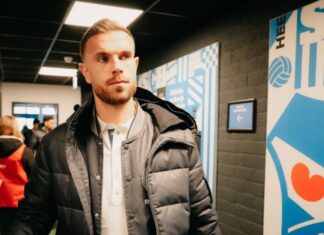 Top club was a few hours sure they had the Jordan Henderson signing in the box