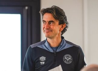 Brentford are calling Barcelona to hire player