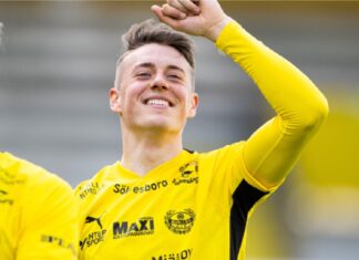 Molde has made a bid for impressive Swedish