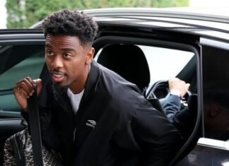 Former Manchester United player Angel Gomes is offered £100,000 in weekly wages for a return to the Premier League