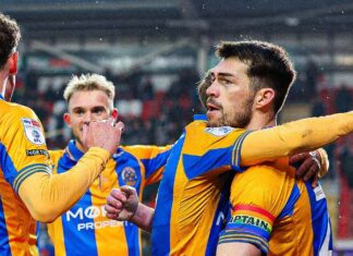 English record! Had to play with 10 men for 89 minutes and 47 seconds