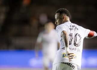 Neymar is out, bringing in Endrick who replaces