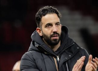 Manchester United are ready with €48 million for the midfielder who has followed the route of Jadon Sancho