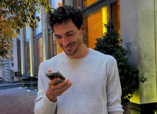 Serving Mats Hummels the offer of his dreams – seven days after he told the world he is posting