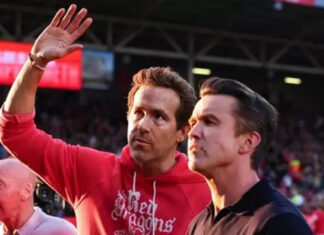 Wrexham ‘aiming to beat Premier League club in transfer battle’ owners Ryan Reynolds and Rob McElhenney keen on big signing