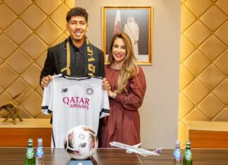 Liverpool legend Roberto Firmino swaps desert country