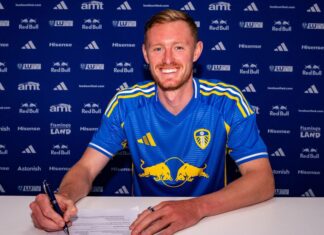 Signs for Leeds and ends an 18-year relationship with Newcastle