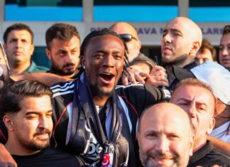 Then it’s in the box! – Ole Gunnar Solskjaer has signed Tammy Abraham