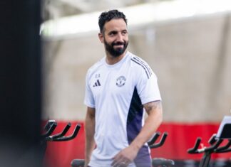 L’Equipe reports Manchester United have set their sights on the central midfielder after the strongest season of their careers