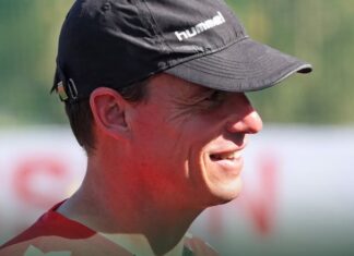 Sunderland agrees with former Arsenal captain