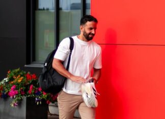 This time, Manchester United have set their sights on the right striker!