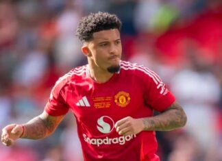 Manchester United ‘tempt’ Jadon Sancho for Premier League star worth £120 million
