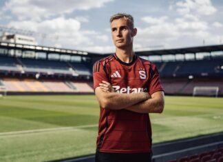 Frozen out Ajax player Sivert Mannsverk is welcomed to his new club by Markus Solbakken