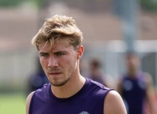 AC Milan face the biggest hurdle when they are in Manchester to sign Hojlund