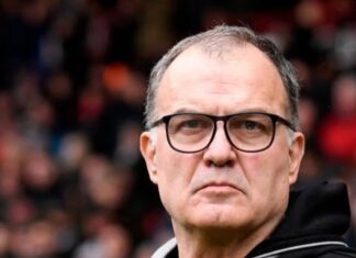 Leeds supporters miss their Champion Bielsa