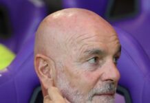 Stefano Pioli refuses to step down as Fiorentina manager