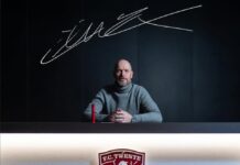 Erik ten Hag is back