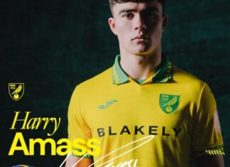 Manchester United send Harry Amass to tough relegation battle