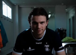 The league leader signs former elite league player Magnus Knudsen!