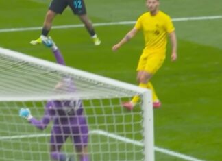 UEFA pays tribute to Bodø/Glimt goalkeeper Nikita Haikin!