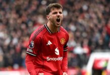Gives Manchester United the opportunity to sell Mason Mount