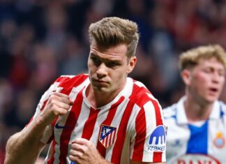 Sørloth bigger than icon Luis Suarez!