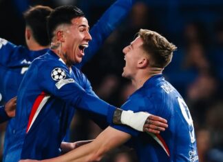 Premier League rival has eyed two Chelsea stars