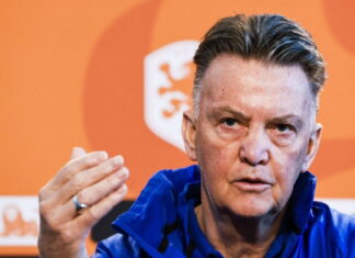 Louis van Gaal signed the Sporting player to Manchester United “because his grandson played with him at FIFA”
