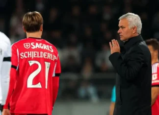 José Mourinho must be bought free