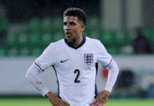 Sunderland and Newcastle in battle for excellent Manchester City defender