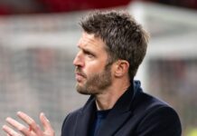 Carrick has to keep one of the Manchester United players far away from the starting eleven – otherwise the Champions League ticket will go away!