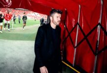 Reports PSG hijack Manchester United’s midfield squad
