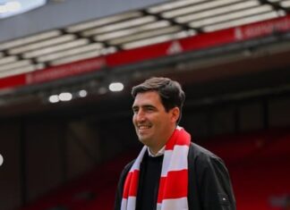 Liverpool hijack Newcastle signing!