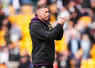 Jørgen Strand Larsen’s former coach is surprisingly fired after securing a Trippier signing