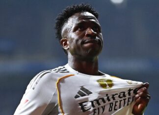 Spanish media reports Vinicius Jr. is getting the gold-plated signature pen ready