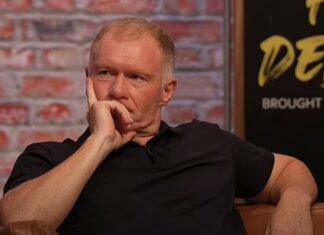 Manchester United legend Paul Scholes loses his ticket and is fined