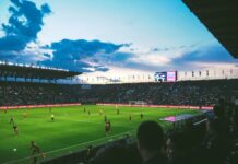 What creates home advantage in Norwegian football?