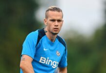 Leeds are chasing Chelsea star who will finally be able to play again