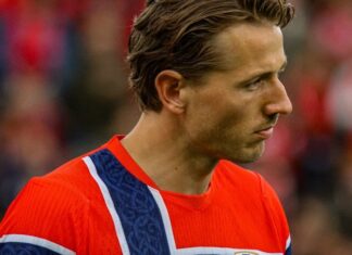 Sander Berge candidate to replace £125 million player!
